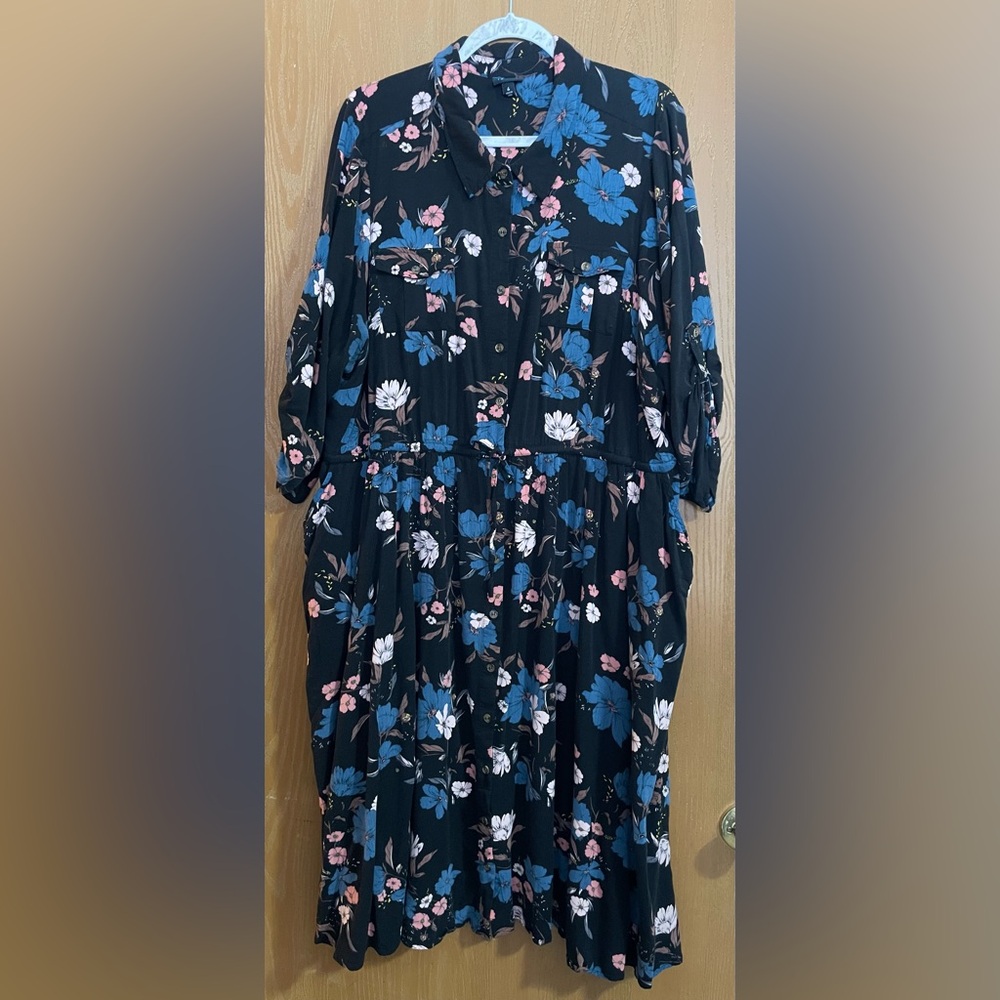 Torrid plus size 4X floral shirt dress with pockets